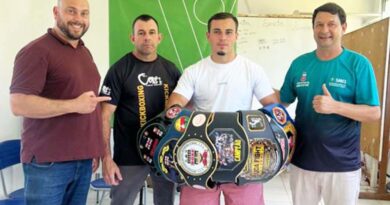 JOVEM DE GRAVATAÍ FAZ HISTÓRIA NO BOXE