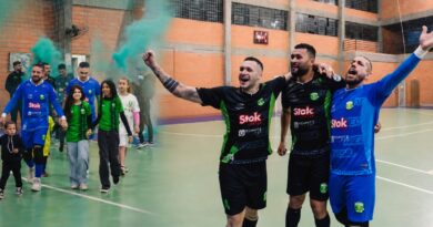 AGEC VENCE E ASSUME A LIDERANÇA
